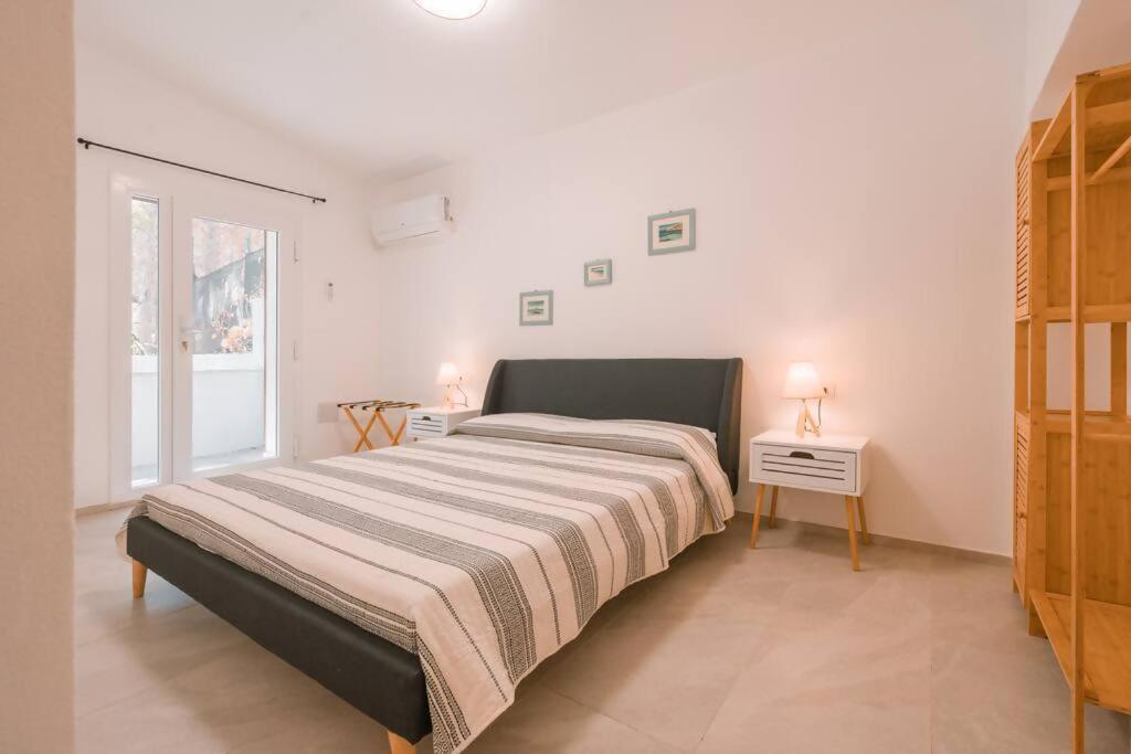 Domus Lucia 1 Apartment *